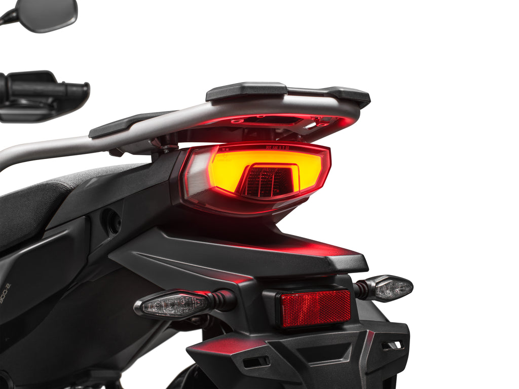 CFMOTO - 1000MT-X - Preorder - ETA Late May 2026 - View 13 | Everest Motorcycles