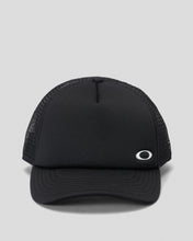 Load image into Gallery viewer, Oakley Flip Trucker Hat 2.0 Blackout