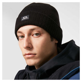 Oakley Ribbed 2.0 Beanie - OSFM - Blackout - MotoHeaven