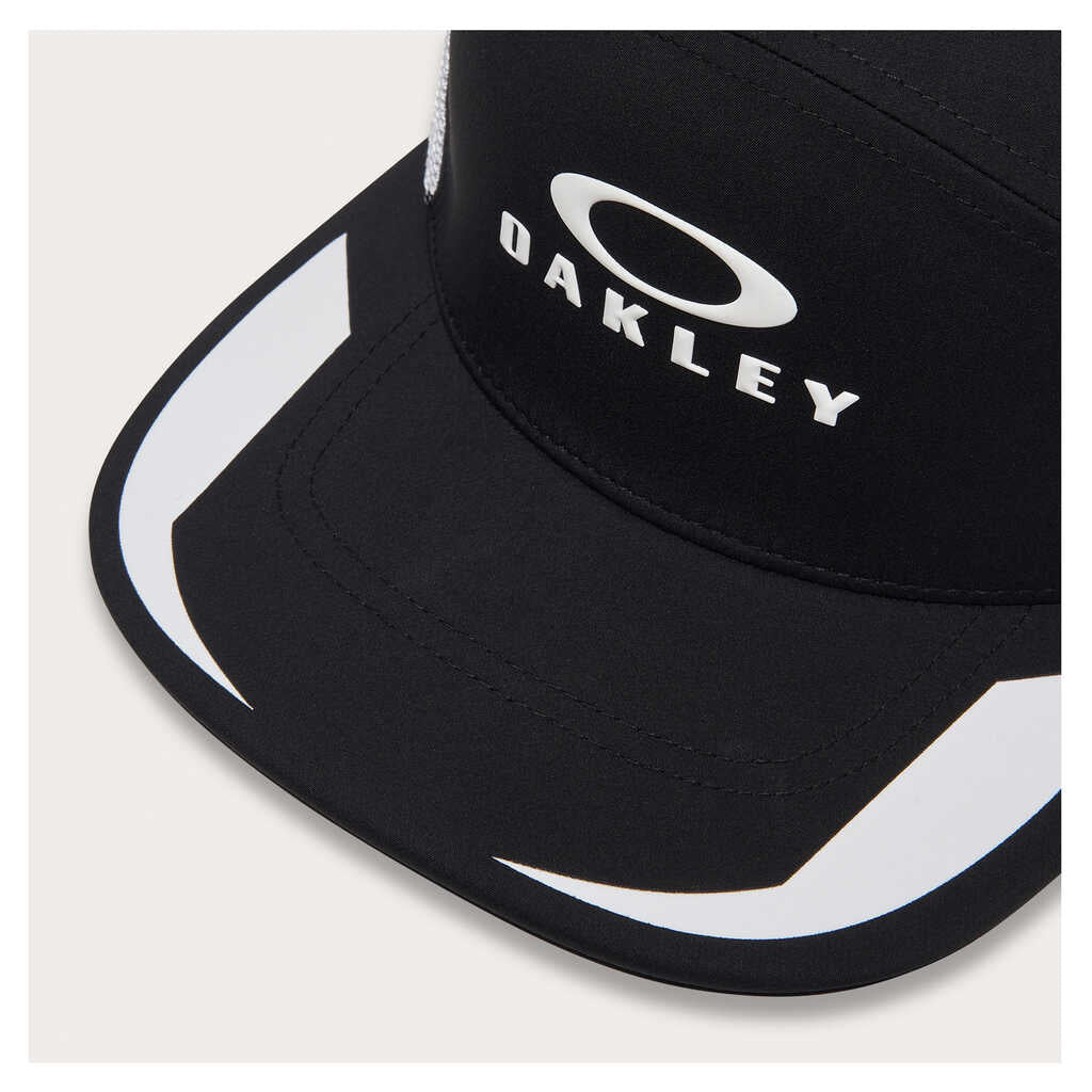 Oakley Podium Trucker Hat - Black/White
