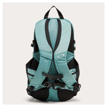 Load image into Gallery viewer, Oakley Seeker Traverse RC 13L Hydra Bag - Pacific