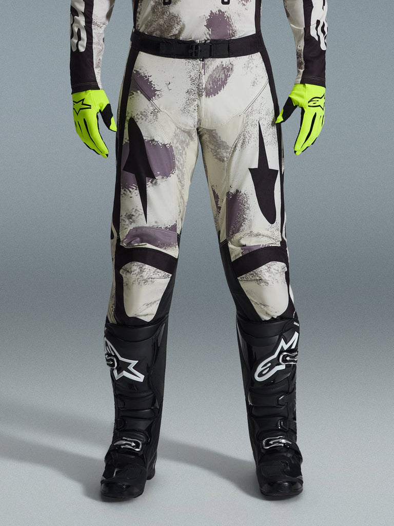 Alpinestars 2026 Racer Lahnd Pants - Sand Camo - View 3 | Everest Motorcycles