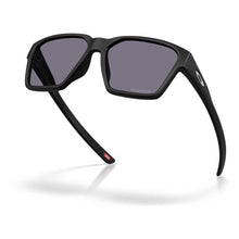 Load image into Gallery viewer, Oakley Briza Sunglasses With Prizm Grey Lens - Matte Black
