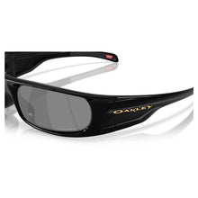 Load image into Gallery viewer, Oakley Highland Sunglasses With Prizm Black Lens - Polished Black