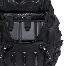 Load image into Gallery viewer, Oakley Kitchen Sink Backpack - Stealth Black