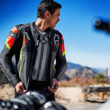 Load image into Gallery viewer, Alpinestars Tech Air 5 System - View 5 | Everest Motorcycles
