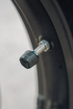 Load image into Gallery viewer, Chigee External Tire Pressure Sensor (Pair)