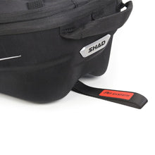 Load image into Gallery viewer, Shad Pin System Tank Bag SE16P