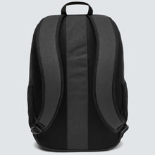 Load image into Gallery viewer, Oakley Enduro 25L 4.0 Backpack - Blackout
