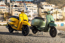 Load image into Gallery viewer, V-Special 200 - Lambretta