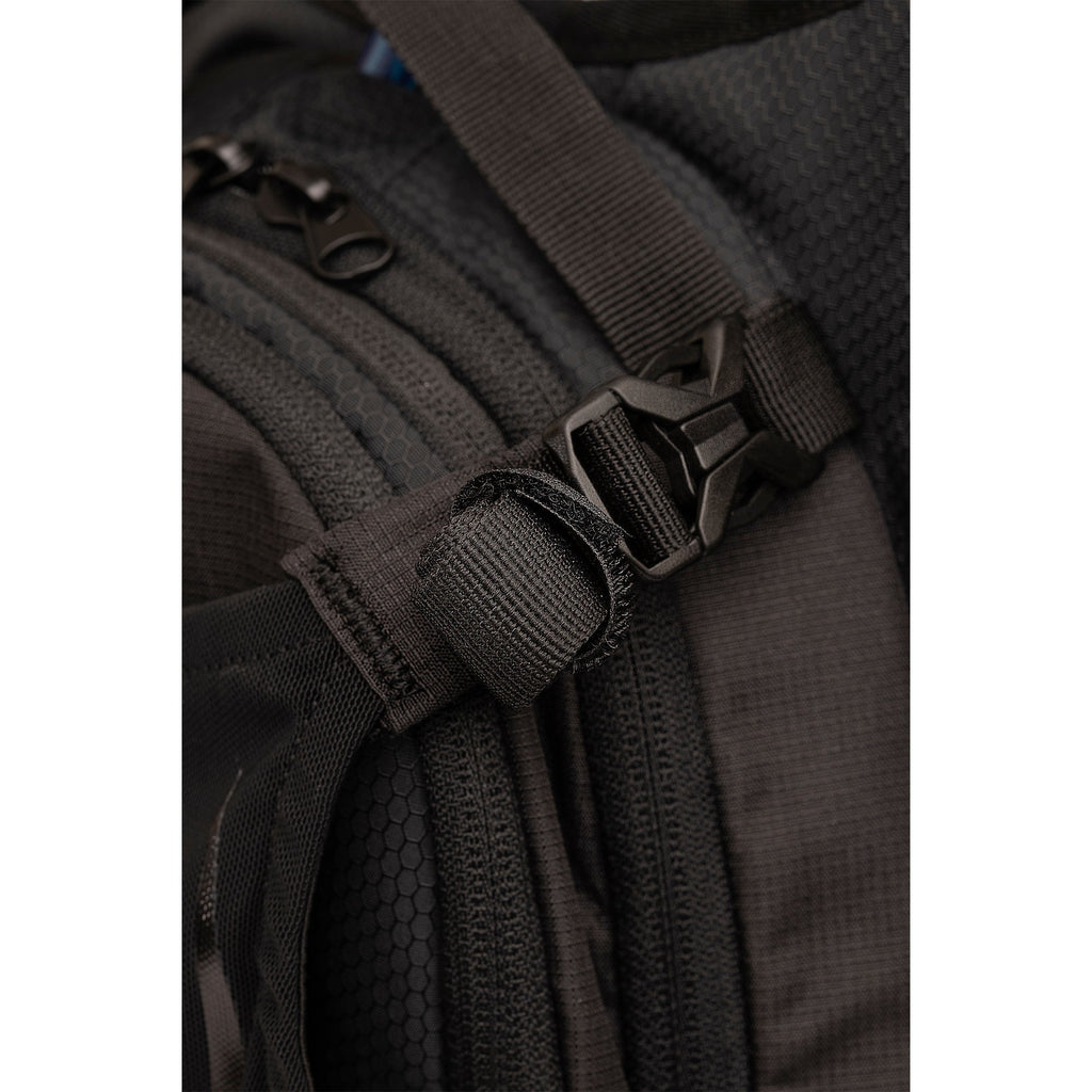 Ogio Safari 2L D30 Hydration Bag - Black