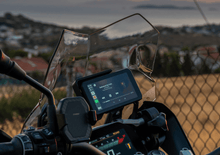 Load image into Gallery viewer, Chigee AIO-5 BMW Smart Digital Display Riding System