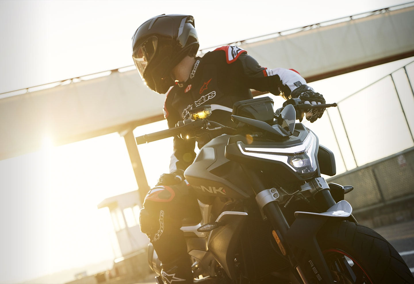 800 NK Sport - CF Moto - View 9 | Everest Motorcycles