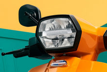 Load image into Gallery viewer, X300 - Lambretta