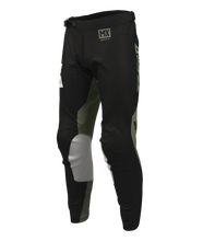 Load image into Gallery viewer, Thor 2026 Launchmode Bleach Black/Camo Pants